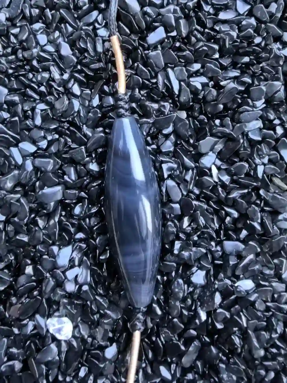 silk agate one eye dzi pendant — guardian from beyond the great wall | natural protection talisman | kris nature