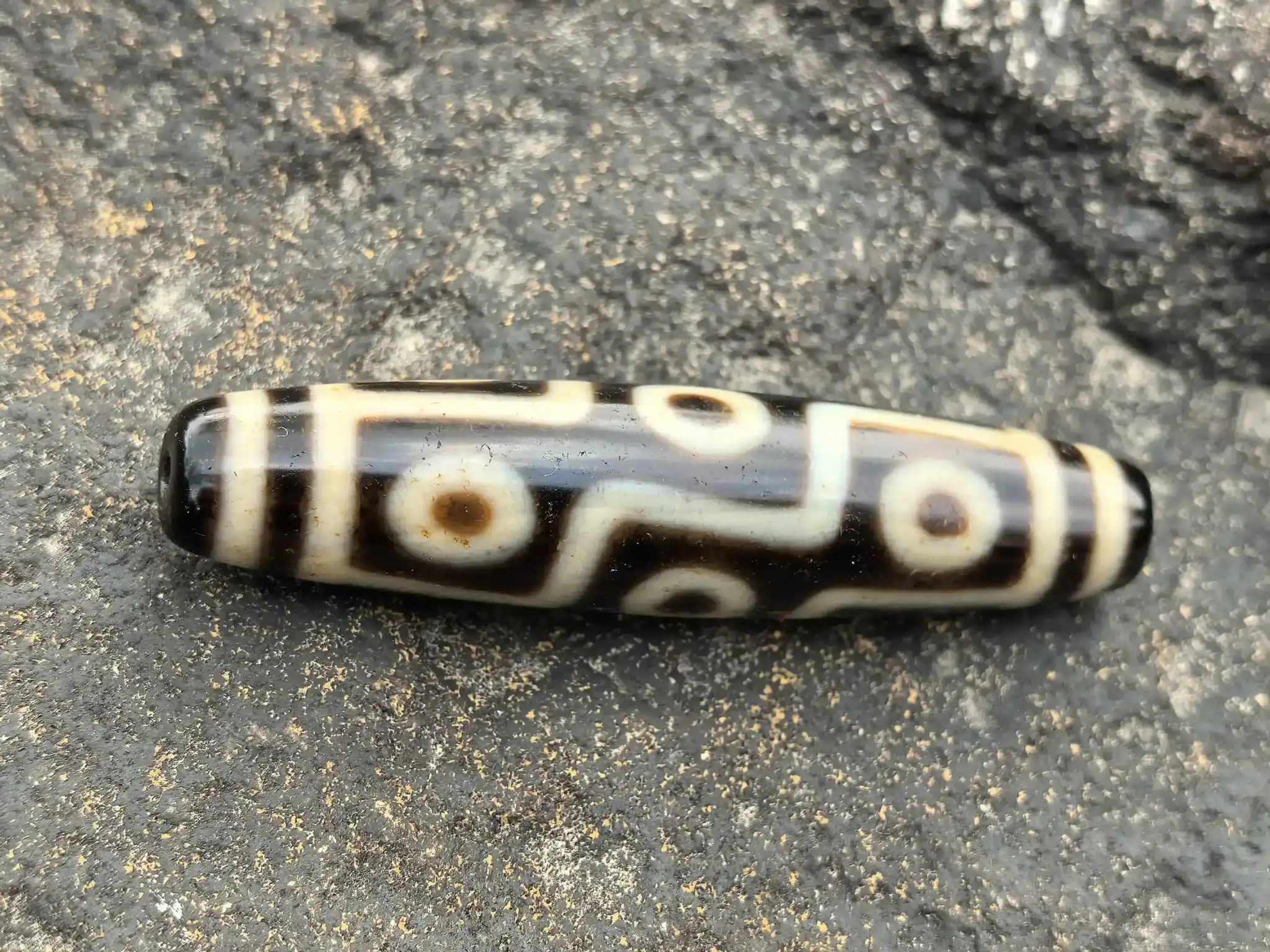 Nine-eye Tibetan Dzi bead, the King of Dzi beads